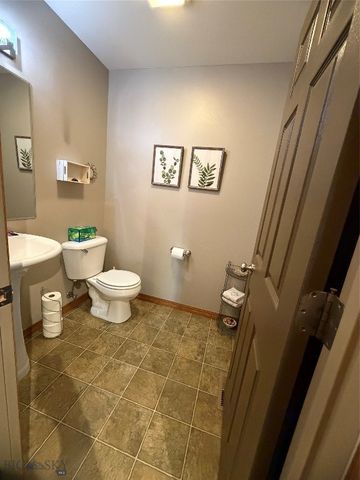 218 East Tobiano Trail, Belgrade, MT 59714