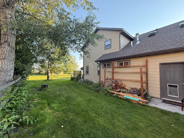 218 East Tobiano Trail, Belgrade, MT 59714