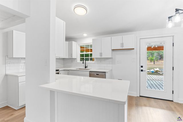 5393 Rogers Rd, Lizella, GA 31052