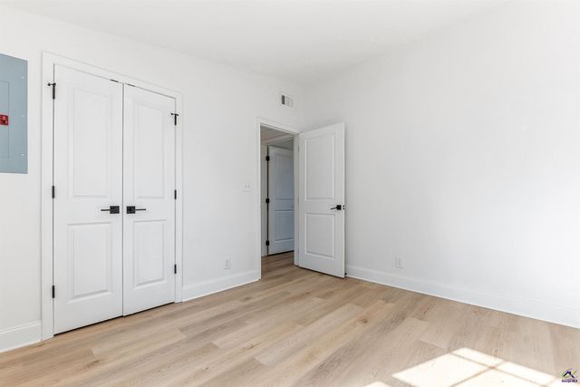 5393 Rogers Rd, Lizella, GA 31052