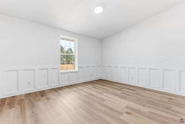 5393 Rogers Rd, Lizella, GA 31052