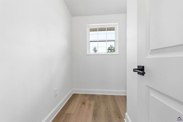 5393 Rogers Rd, Lizella, GA 31052