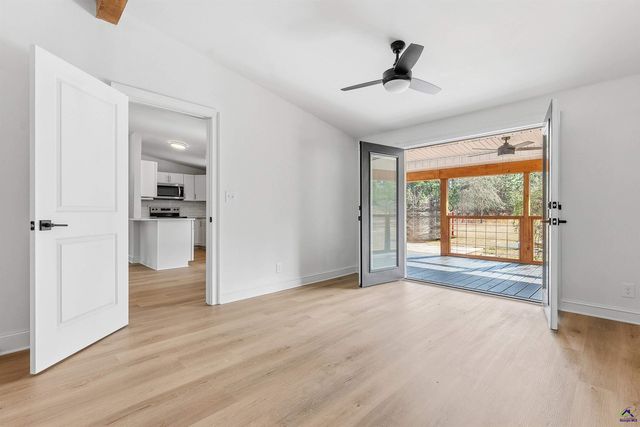 5393 Rogers Rd, Lizella, GA 31052