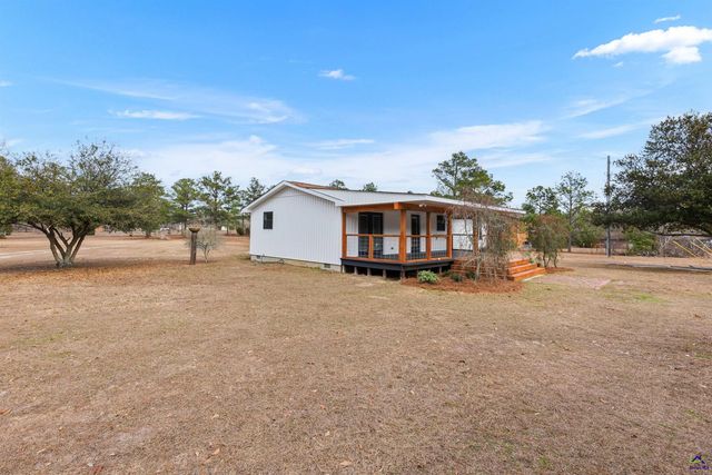 5393 Rogers Rd, Lizella, GA 31052