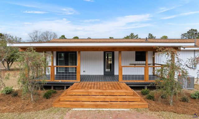 5393 Rogers Rd, Lizella, GA 31052