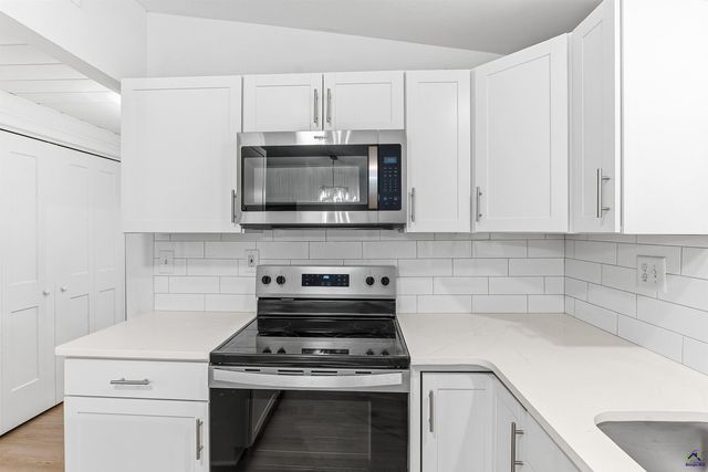 5393 Rogers Rd, Lizella, GA 31052