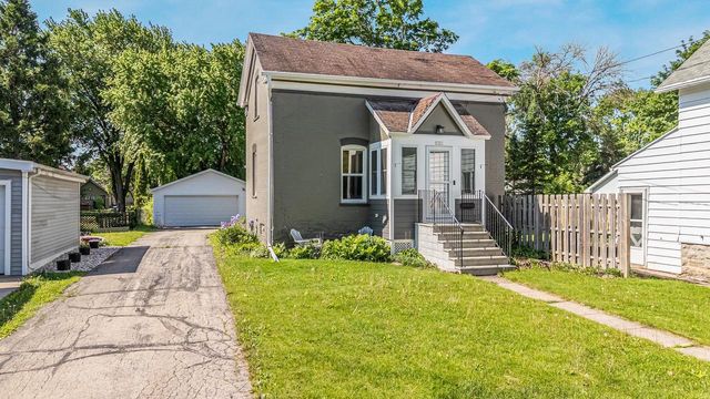 1319 WINNEBAGO AVENUE, Oshkosh, WI 54901