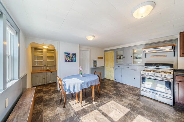 1319 WINNEBAGO AVENUE, Oshkosh, WI 54901