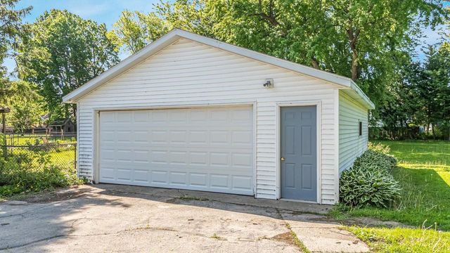 1319 WINNEBAGO AVENUE, Oshkosh, WI 54901