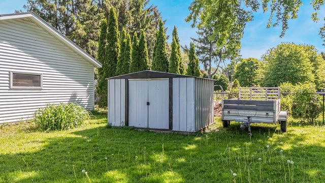 1319 WINNEBAGO AVENUE, Oshkosh, WI 54901