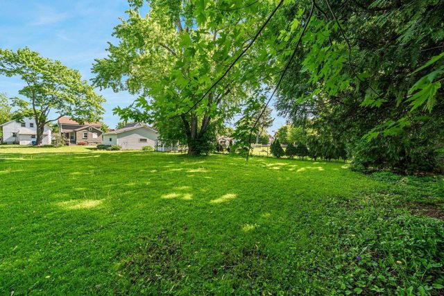 1319 WINNEBAGO AVENUE, Oshkosh, WI 54901