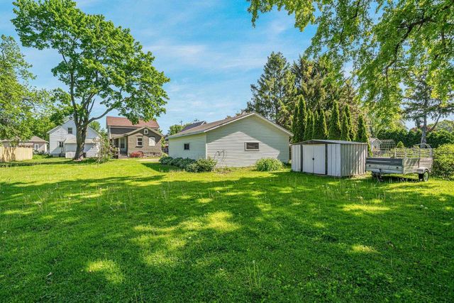 1319 WINNEBAGO AVENUE, Oshkosh, WI 54901
