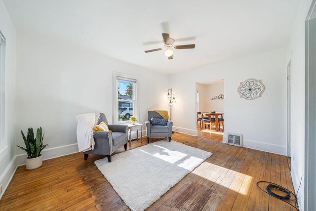 1319 WINNEBAGO AVENUE, Oshkosh, WI 54901