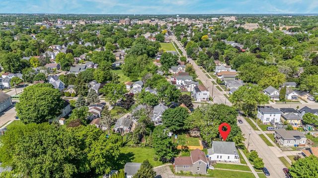 1319 WINNEBAGO AVENUE, Oshkosh, WI 54901