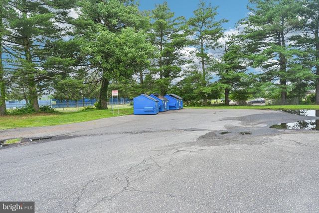320 BEV-RANCOCAS RD #1I, Willingboro, NJ 08046