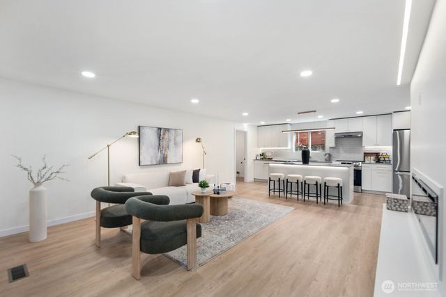 8110 68th Avenue SW, Lakewood, WA 98499