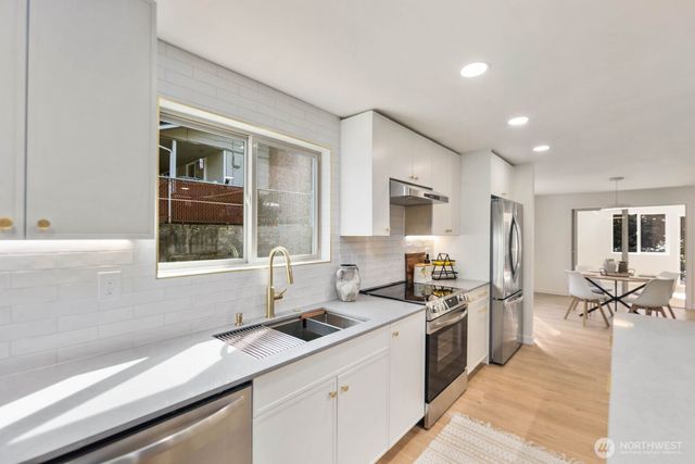 8110 68th Avenue SW, Lakewood, WA 98499