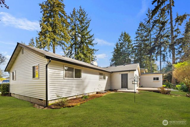 8110 68th Avenue SW, Lakewood, WA 98499