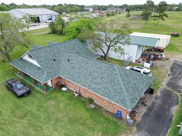 2319 W Cedar Bayou Lynchburg Road, Baytown, TX 77521