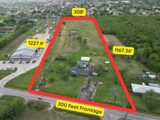 2319 W Cedar Bayou Lynchburg Road, Baytown, TX 77521