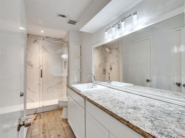 12710 Crow Valley Lane, Houston, TX 77099