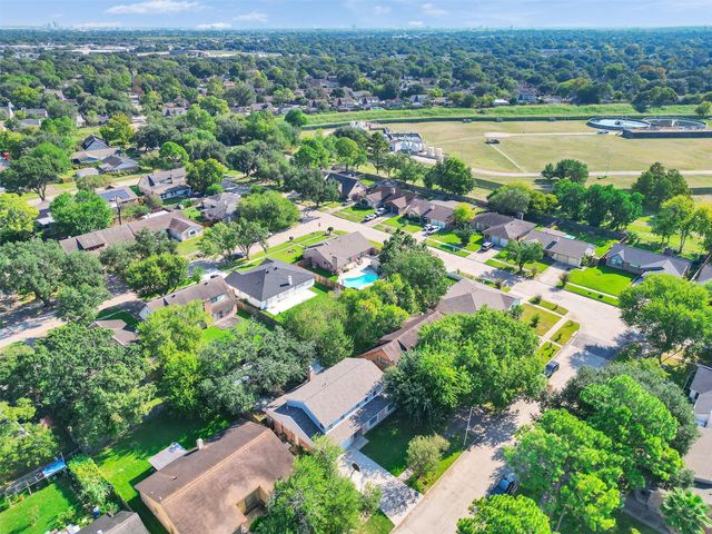 12710 Crow Valley Lane, Houston, TX 77099
