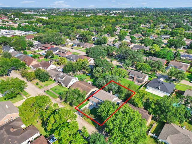 12710 Crow Valley Lane, Houston, TX 77099