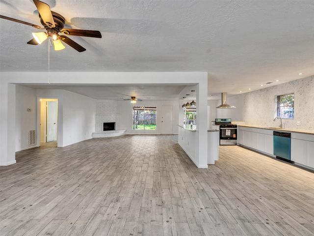 12710 Crow Valley Lane, Houston, TX 77099