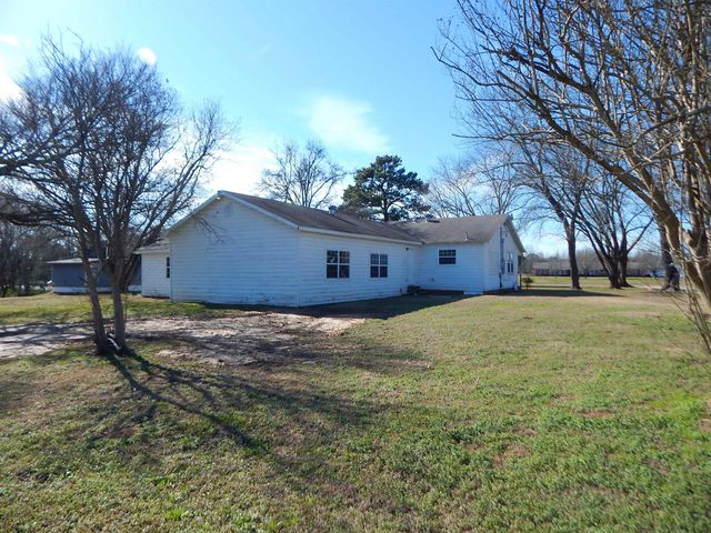 4714 N US HWY 271, Gilmer, TX 75644