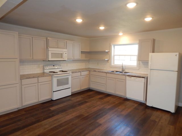 4714 N US HWY 271, Gilmer, TX 75644