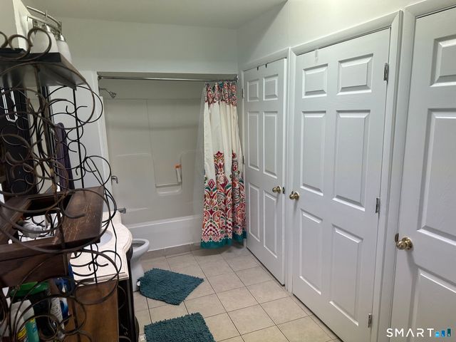 379 Derby Avenue 6B, West Haven, CT 06516