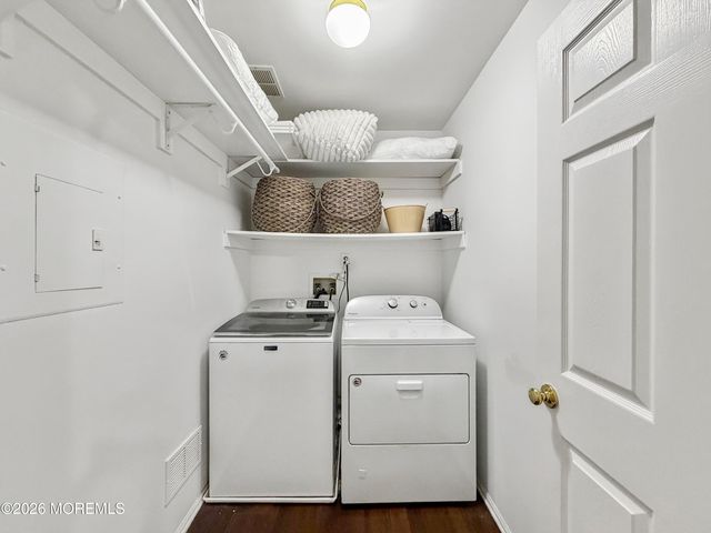131 Wood Duck Court, Freehold, NJ 07728