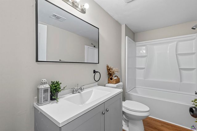 3846 Log Cabin Drive, Macon, GA 31204