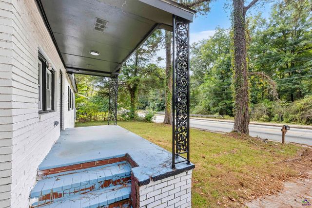 3846 Log Cabin Drive, Macon, GA 31204