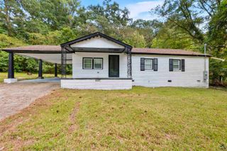 3846 Log Cabin Drive, Macon, GA 31204