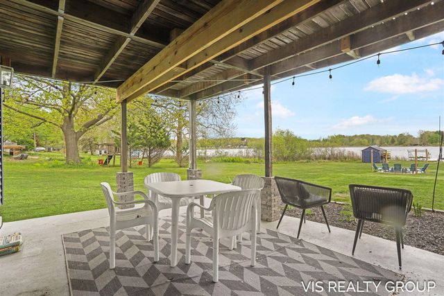 46611 Vine Avenue, Bloomingdale, MI 49026