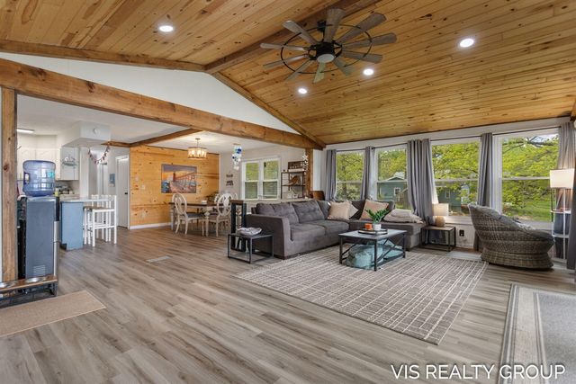 46611 Vine Avenue, Bloomingdale, MI 49026