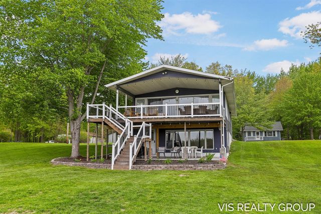 46611 Vine Avenue, Bloomingdale, MI 49026