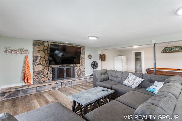 46611 Vine Avenue, Bloomingdale, MI 49026