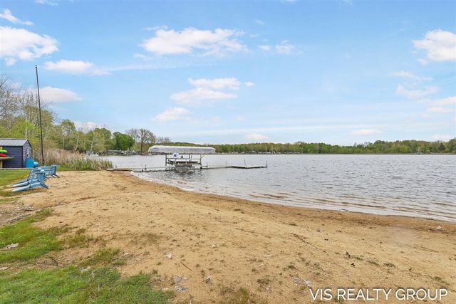 46611 Vine Avenue, Bloomingdale, MI 49026