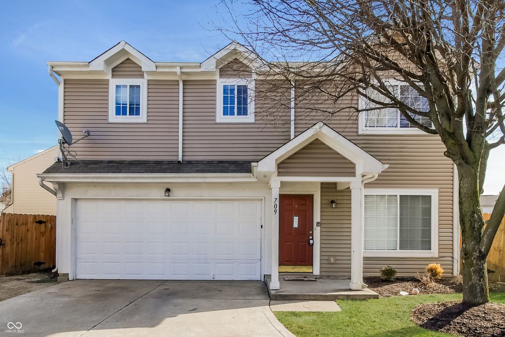 709 Cembra Drive, Greenwood, IN 46143