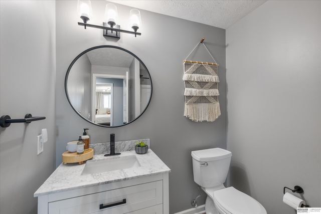 12015 S 212th Street, Gretna, NE 68028