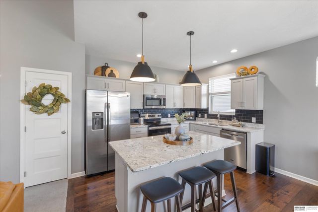 12015 S 212th Street, Gretna, NE 68028