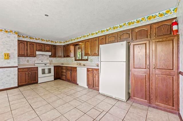 8231 Highview Drive, Winnebago, IL 61088