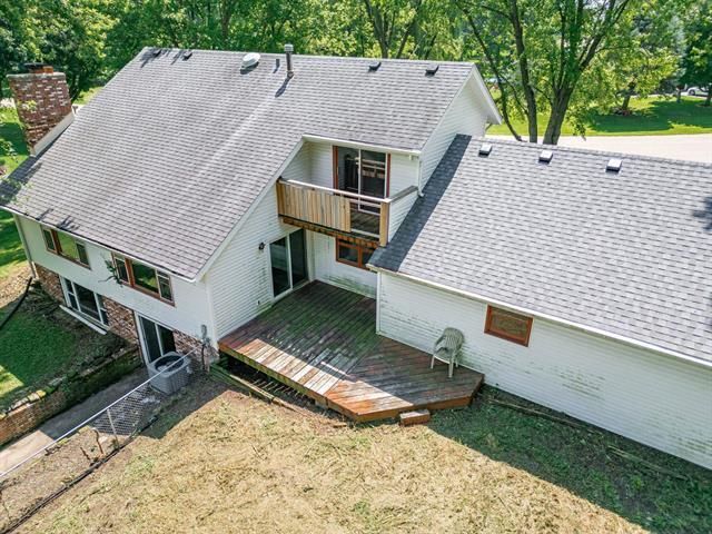 8231 Highview Drive, Winnebago, IL 61088