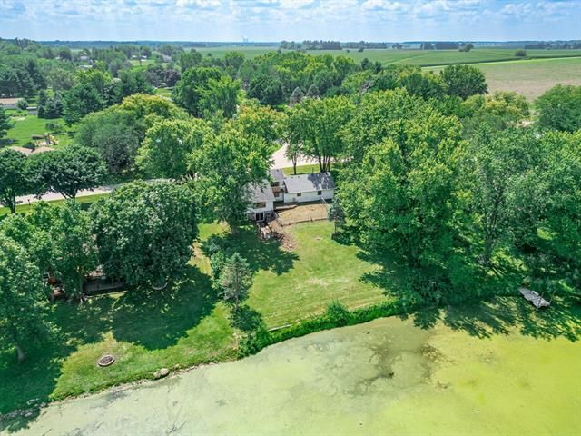 8231 Highview Drive, Winnebago, IL 61088