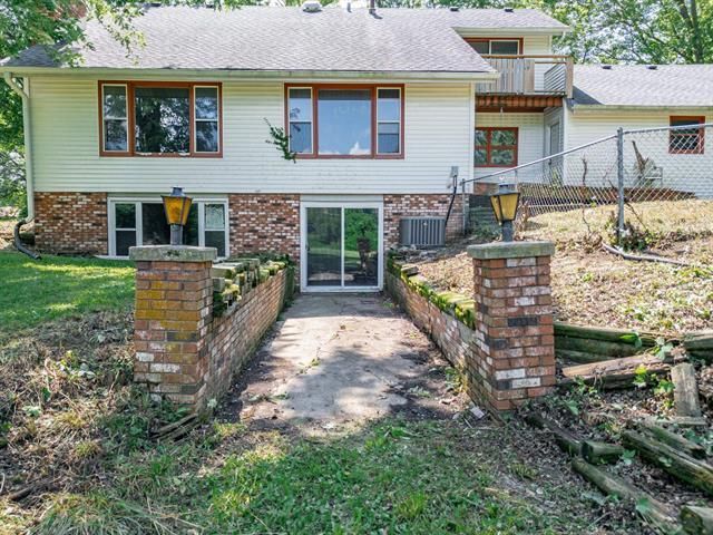 8231 Highview Drive, Winnebago, IL 61088