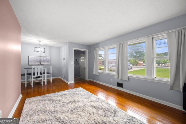 135 5th Avenue, Jonesboro, GA 30236