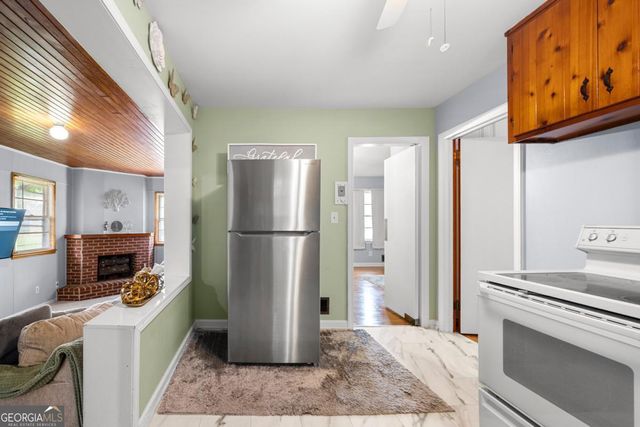 135 5th Avenue, Jonesboro, GA 30236