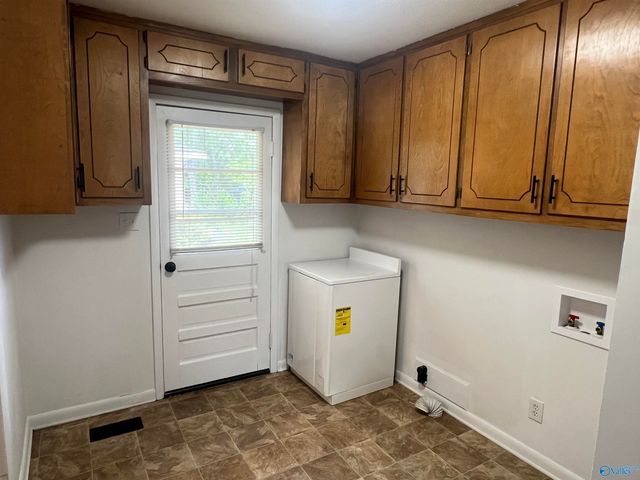 909 Snowden Circle, Boaz, AL 35957